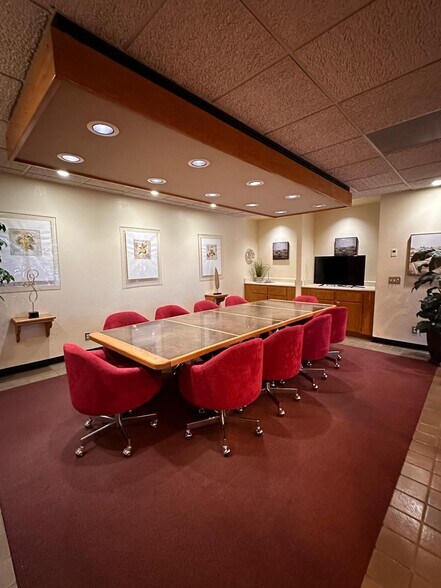 More Photos Of 517 N Mountain Ave, Upland Office For Lease