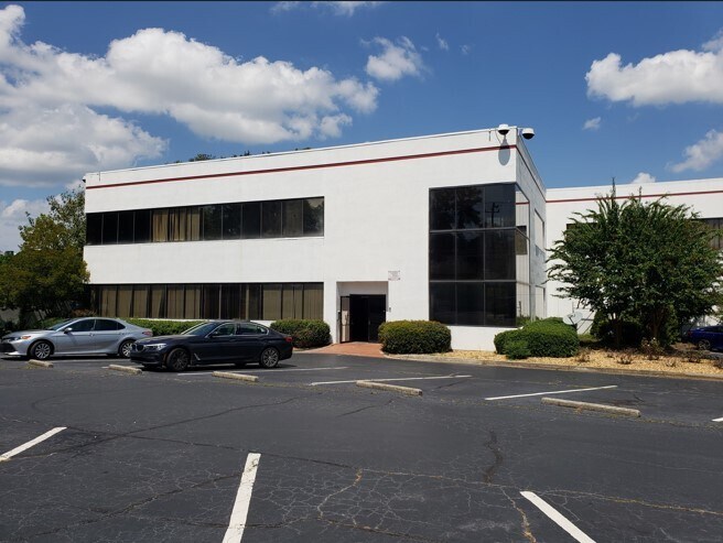 More Photos Of 495 Circle 85, College Park Office For Lease