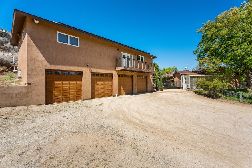 More Photos Of 33466 Sandy Creek Ln, Pine Valley Specialty For Sale