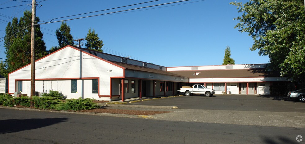 More Photos Of 1110 18th St, Springfield Medical For Lease