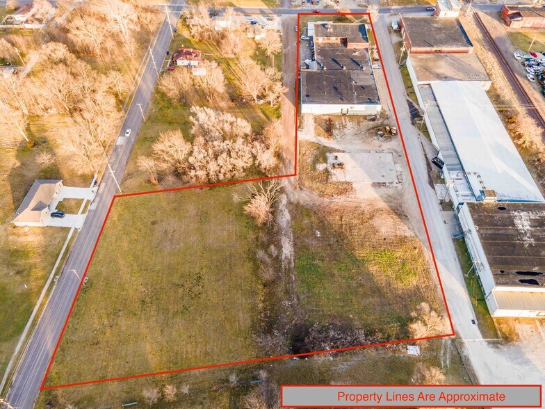 More Photos Of 201 N Missouri Ave, Sedalia Manufacturing For Sale