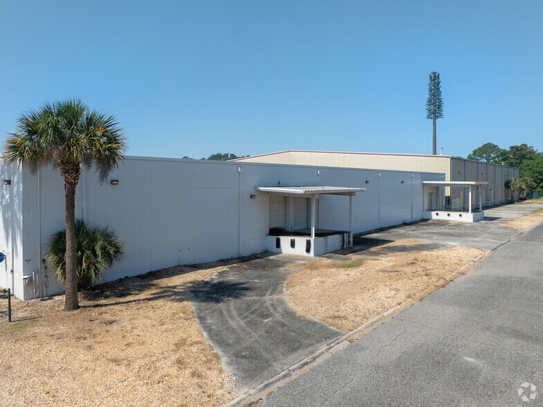 More Photos Of 4700 Walgreen Rd, Jacksonville Warehouse For Lease