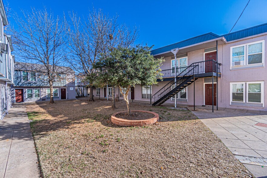 More Photos Of 4635 W Gore Blvd, Lawton Apartments For Sale
