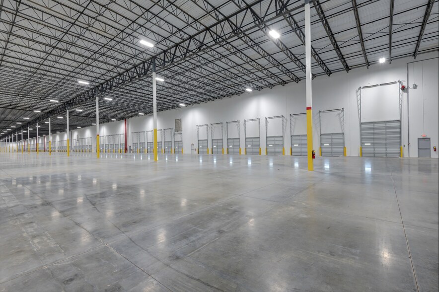 More Photos Of 3048 US 41 Hwy, Adairsville Warehouse For Sale