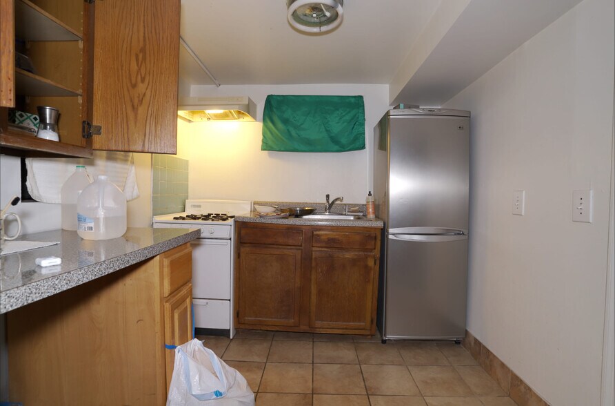 More Photos Of 1701 Central Ave, Union City Apartments For Sale