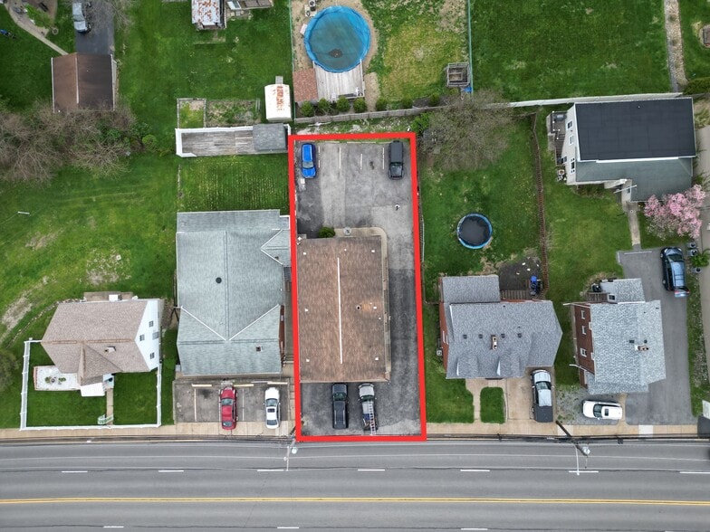 More Photos Of 1809 Pine Hollow Rd, McKees Rocks Storefront Retail Residential For Sale