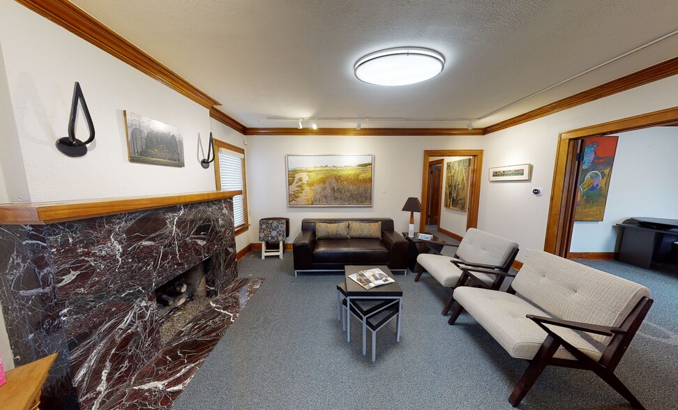 More Photos Of 406 N Hough St, Barrington Office Residential For Sale