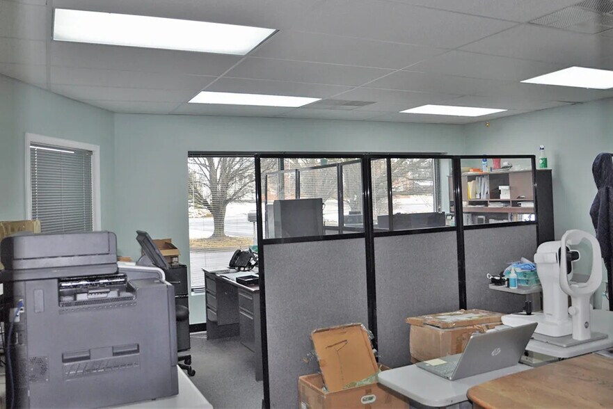 More Photos Of 1325 Progress Dr, Front Royal Healthcare For Lease