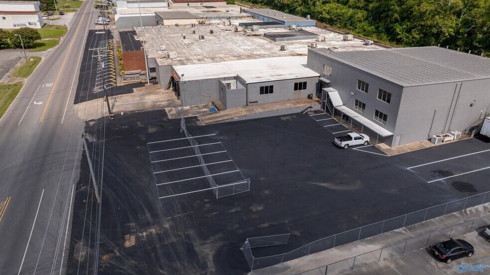 More Photos Of 2807 Gault Ave N, Fort Payne Warehouse For Lease