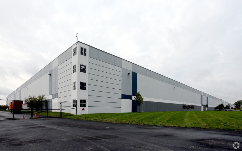 Primary Photo Of 3003 Reeves Rd, Plainfield Distribution For Lease