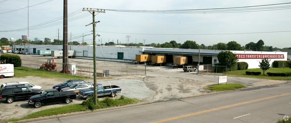 Primary Photo Of 1557 Poindexter St, Chesapeake Unknown For Lease