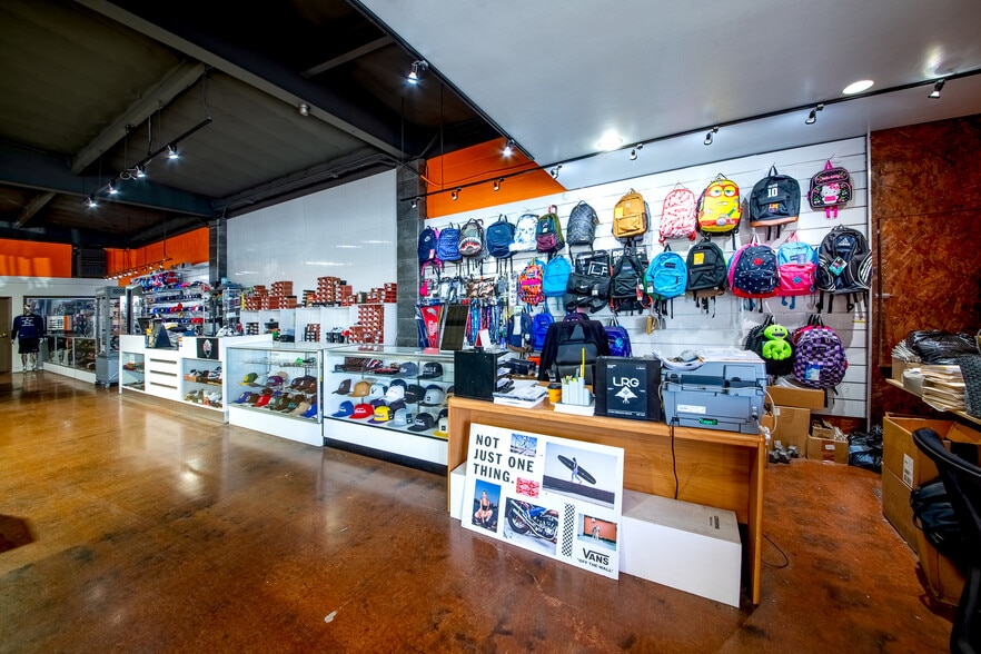 More Photos Of 333 S Brookhurst Rd, Fullerton Freestanding For Sale