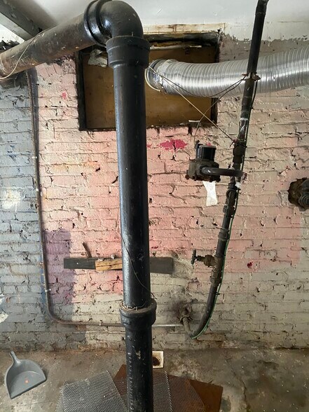 More Photos Of 321 Milford St, Brooklyn Apartments For Sale