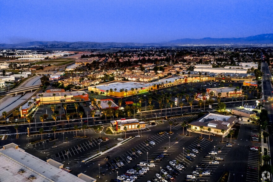 More Photos Of 700-784 N Main St, Corona Unknown For Lease