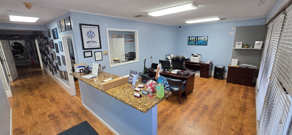 More Photos Of 301 Atlanta Hwy, Cumming Freestanding For Sale