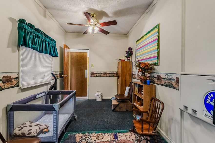 More Photos Of 7990 S 300 W, Columbus Flex For Sale