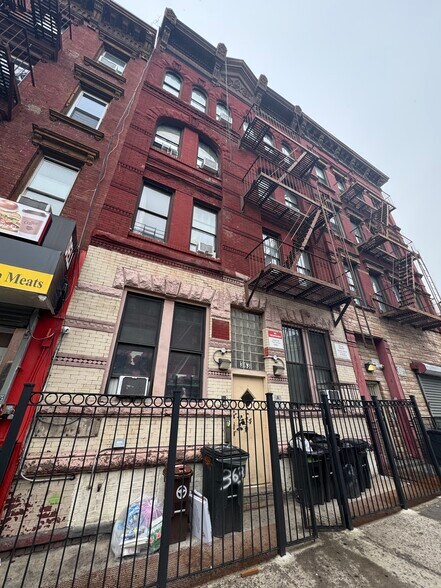Primary Photo Of 1136 44th Dr, Long Island City Apartments For Sale