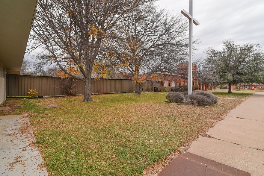 More Photos Of 4403 Phillips Dr, Wichita Falls Religious Facility For Sale