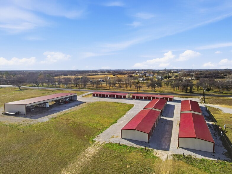 More Photos Of 9910 TX-199 Hwy, Poolville Specialty For Sale