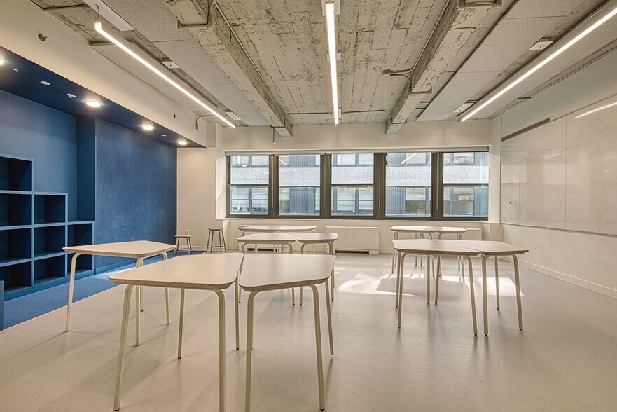 More Photos Of 156 William St, New York Medical For Lease