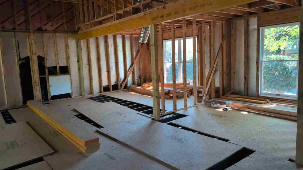 More Photos Of 31 N Main St, Alpharetta Office Residential For Sale