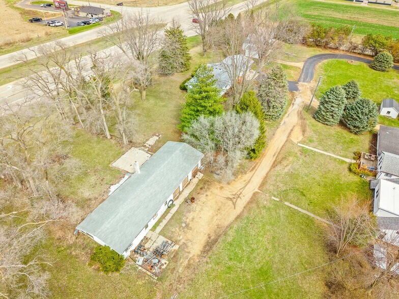 More Photos Of 2280 S Rock City Rd, Ridott Multifamily For Sale