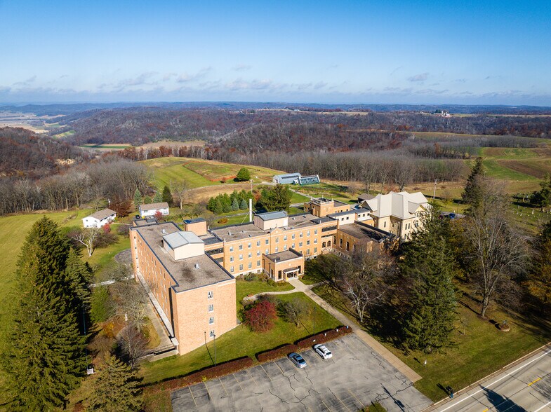 More Photos Of W2658 WI-33, La Crosse Assisted Living For Sale