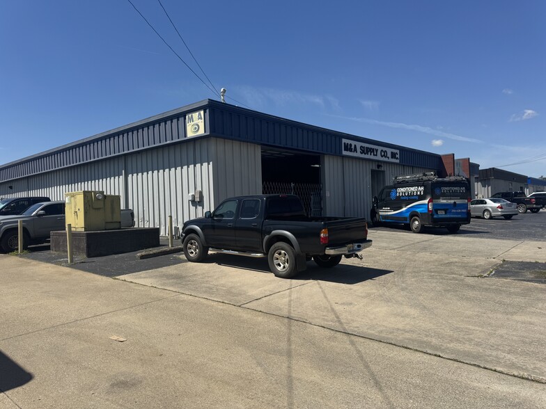 Primary Photo Of 4701 Commercial Dr NW, Huntsville Warehouse For Lease