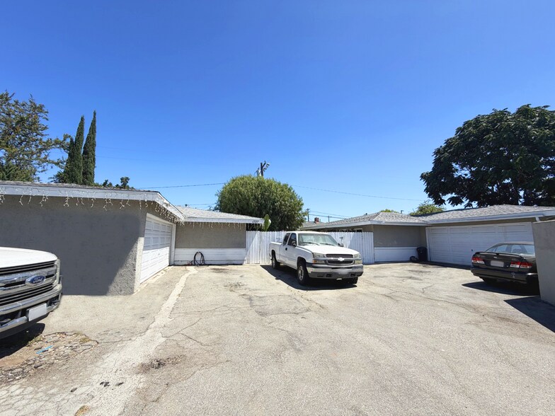 More Photos Of 1735 W Washington Ave, Santa Ana Multifamily For Sale