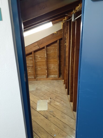 More Photos Of 801 N Wild Olive Ave, Daytona Beach Schools For Sale