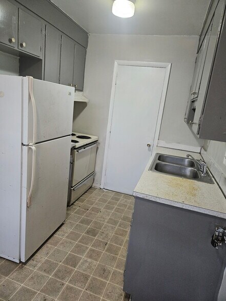 More Photos Of 829 Westside Blvd NW, Roanoke Apartments For Sale