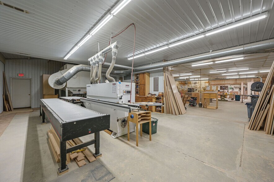 More Photos Of 9155 Campbell Ln, Bridgeville Office For Sale