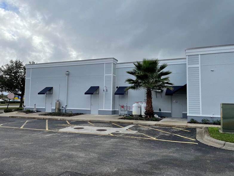 More Photos Of 195 Malabar Rd, Palm Bay Unknown For Lease