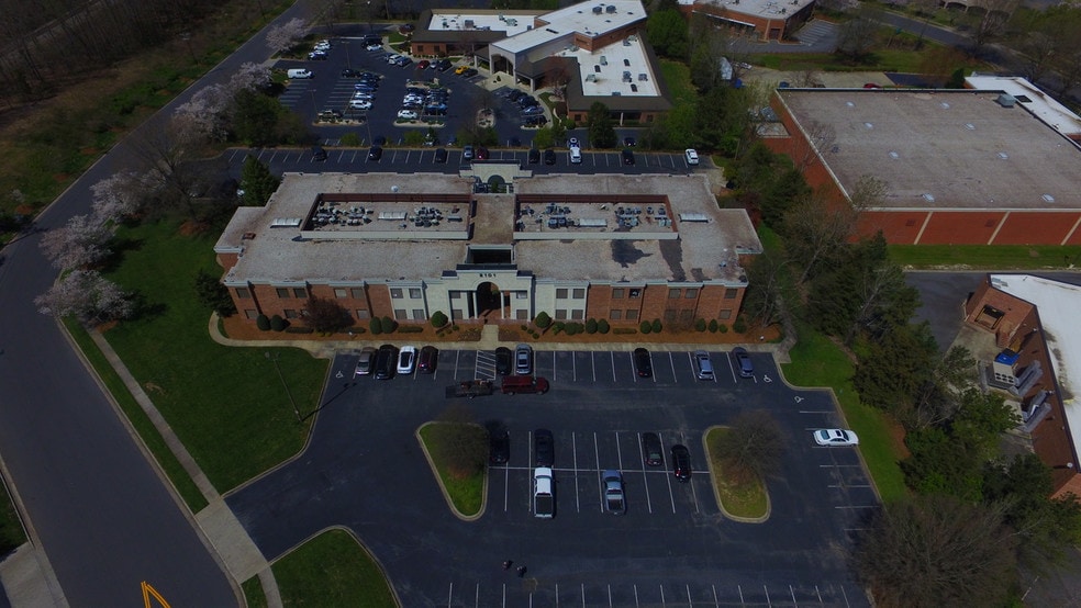 More Photos Of 2101 N Sardis Rd, Charlotte Office For Lease