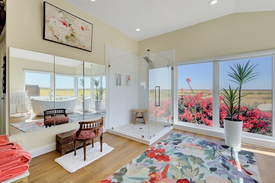 More Photos Of 18598 CA-113 Hwy, Knights Landing Specialty For Sale