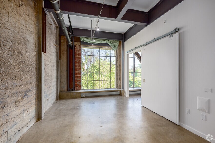 More Photos Of 1530 J St, Sacramento Apartments For Lease