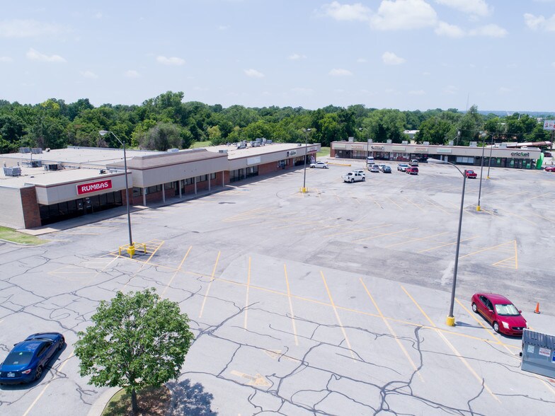 More Photos Of 12540-12564 E 21st St, Tulsa Unknown For Lease