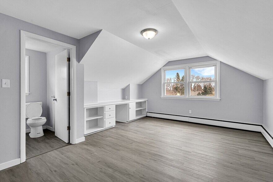 More Photos Of 920 N 26th St, Sheboygan Continuing Care Retirement Community For Sale