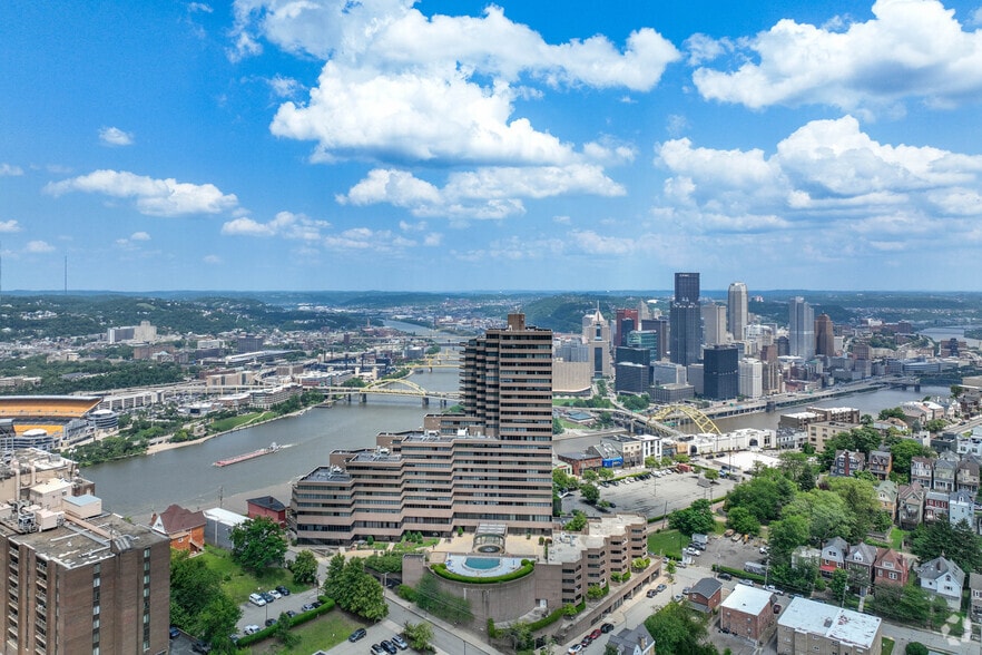 More Photos Of 1301 Grandview Ave, Pittsburgh Office For Sale