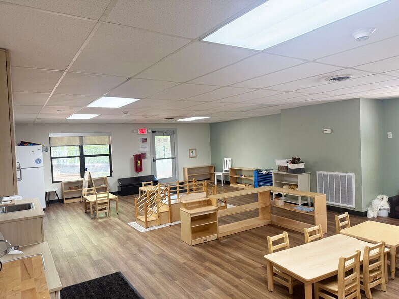 More Photos Of 1700 Corporate Dr, Birmingham Daycare Center For Sale