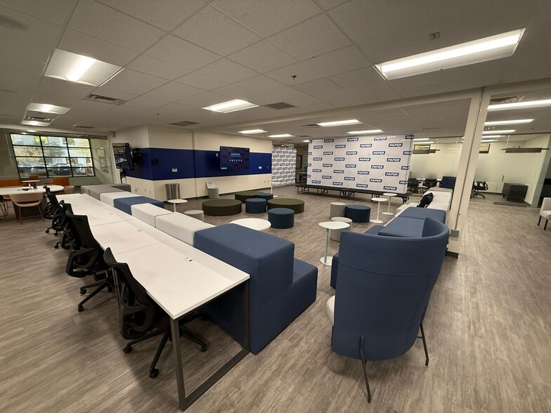 More Photos Of 319 E Warm Springs Rd, Las Vegas Medical For Sale