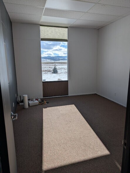 More Photos Of 118 S Parkmont, Butte Light Manufacturing For Lease