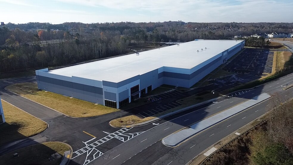 Primary Photo Of 4851 Thurmon Tanner Pky, Flowery Branch Warehouse For Lease