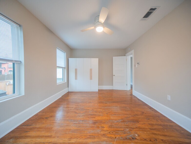 More Photos Of 5740-5742 Llano Ave, Dallas Apartments For Sale