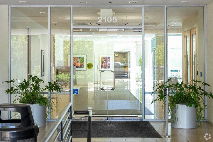 More Photos Of 2105 S Bascom Ave, Campbell Medical For Lease