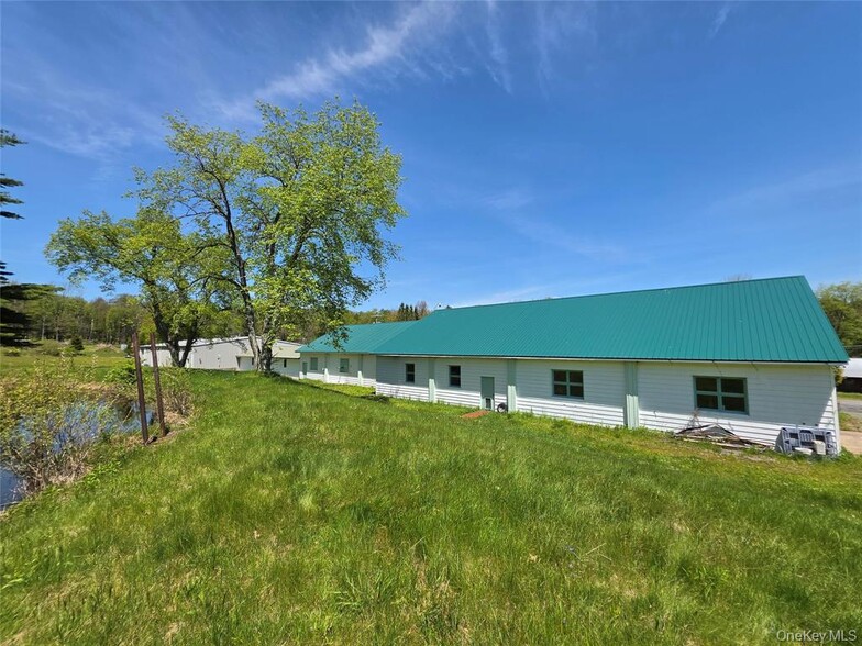 More Photos Of 295 Jeffersonville North Branch Rd, Jeffersonville Industrial For Sale