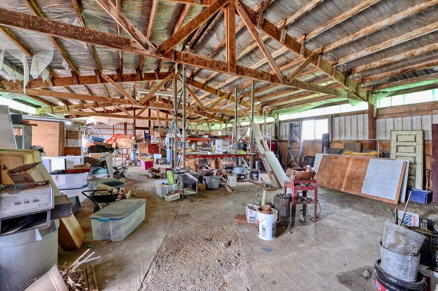 More Photos Of 5214 Guide Meridian, Bellingham Auto Repair For Sale