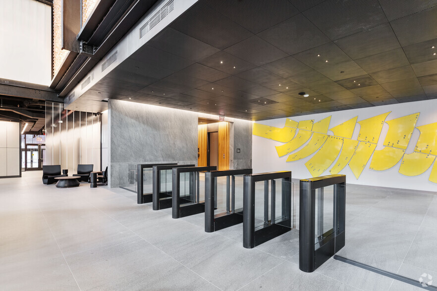 More Photos Of 300 Kent Ave, Brooklyn Office For Lease