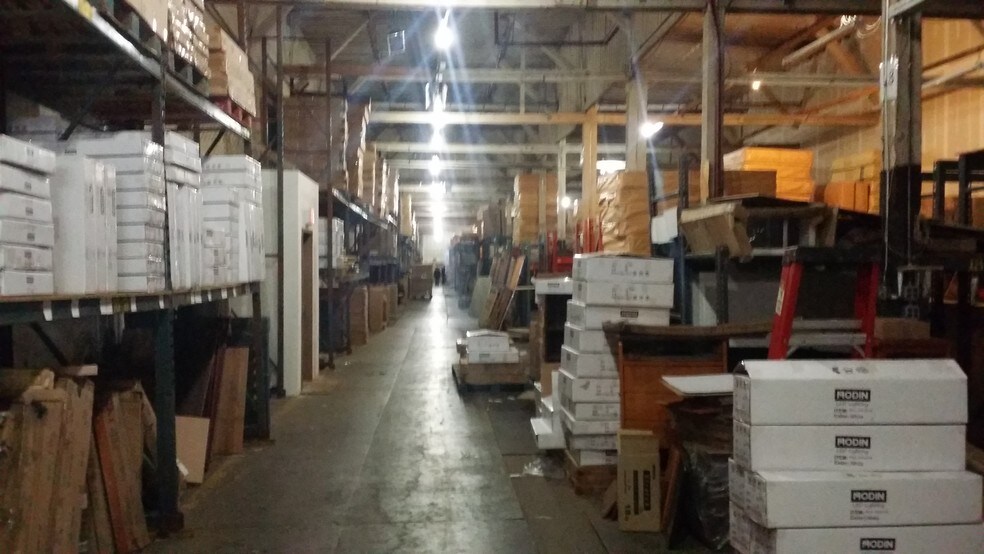 More Photos Of 5802 3rd Ave, Brooklyn Warehouse For Lease