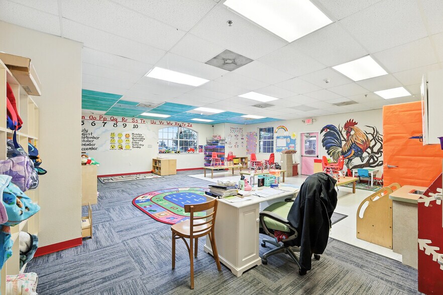 More Photos Of 1700 Cedar Run, Ennis Daycare Center For Sale
